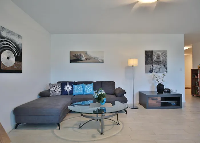 Mér Baltique Mér Baltique 10 *